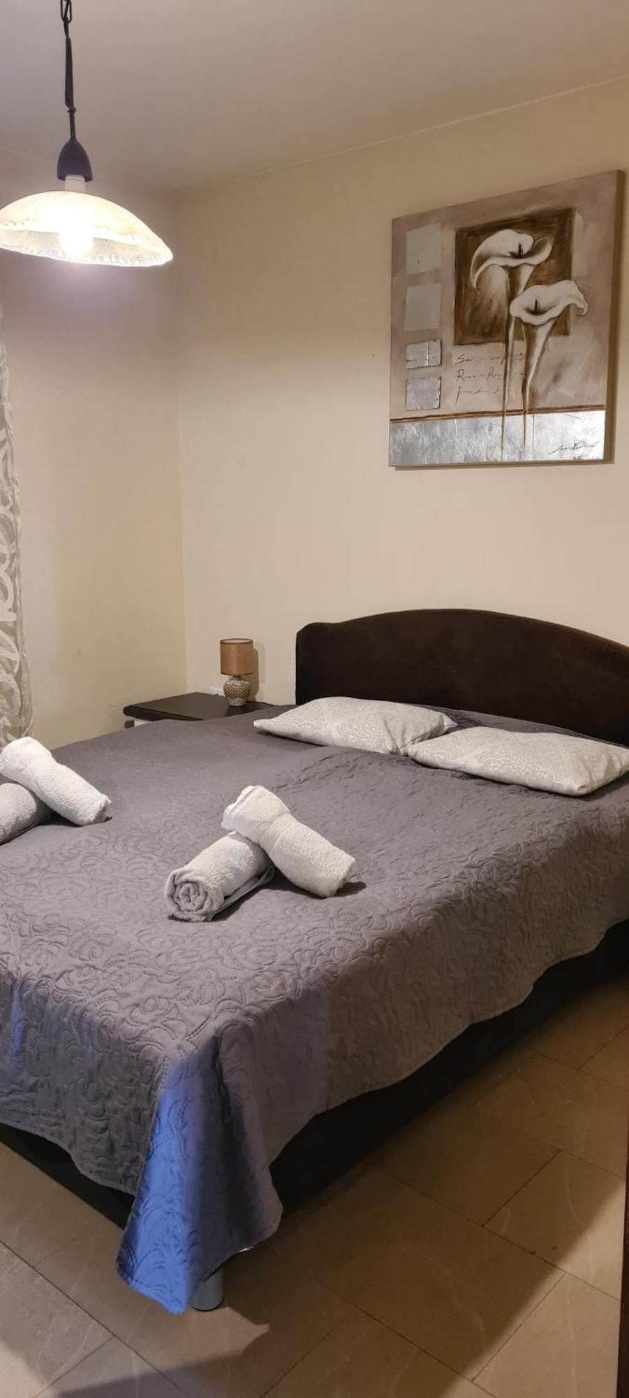 Apartments " Happy Villa " Splitska Esterno foto